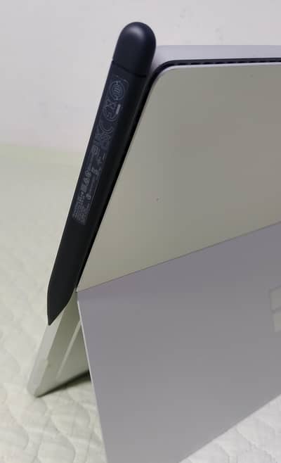 Microsoft surface pro 9 stylus
