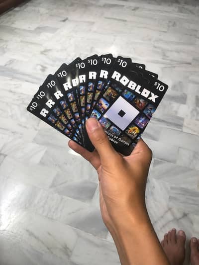 Physical Robux Giftcard