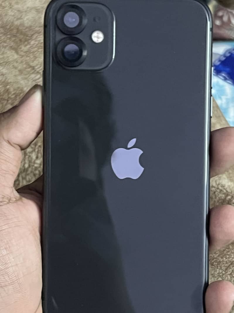 Apple iPhone 11 3