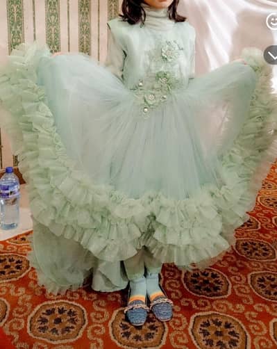 7.8 years girl dresses and shoes