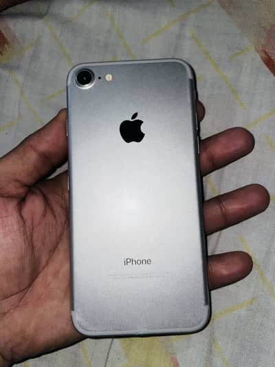 Apple iPhone 7