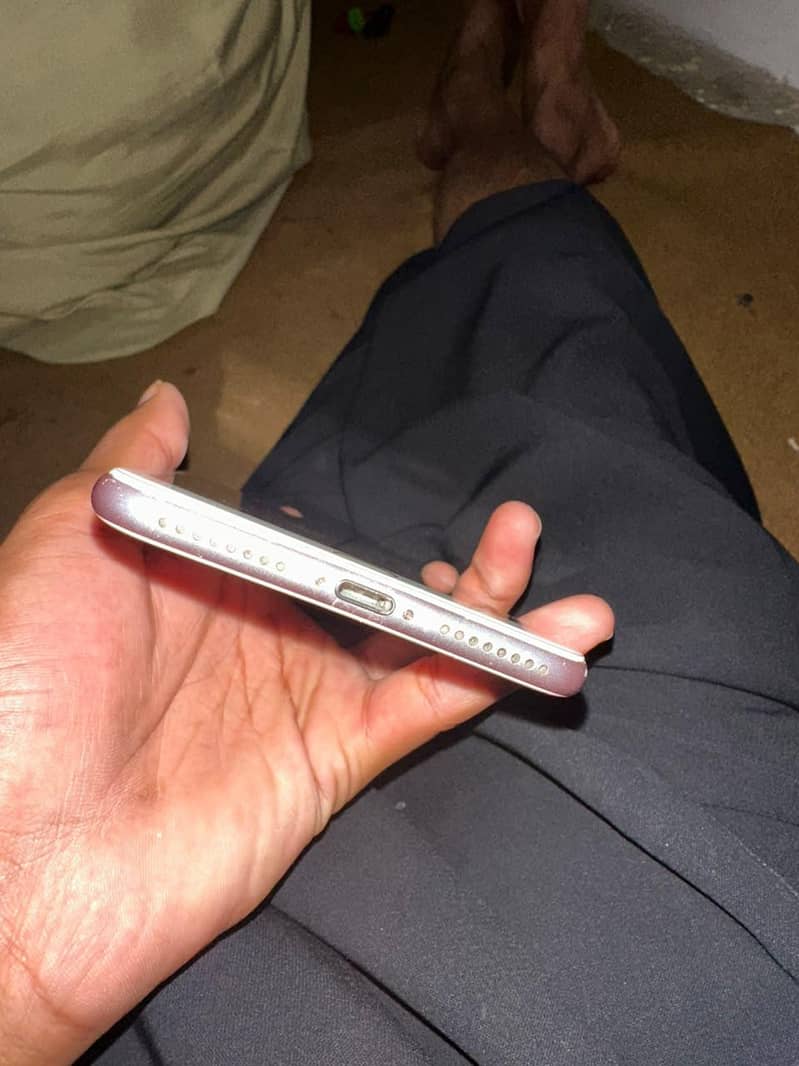 Apple iPhone 7 Plus 1
