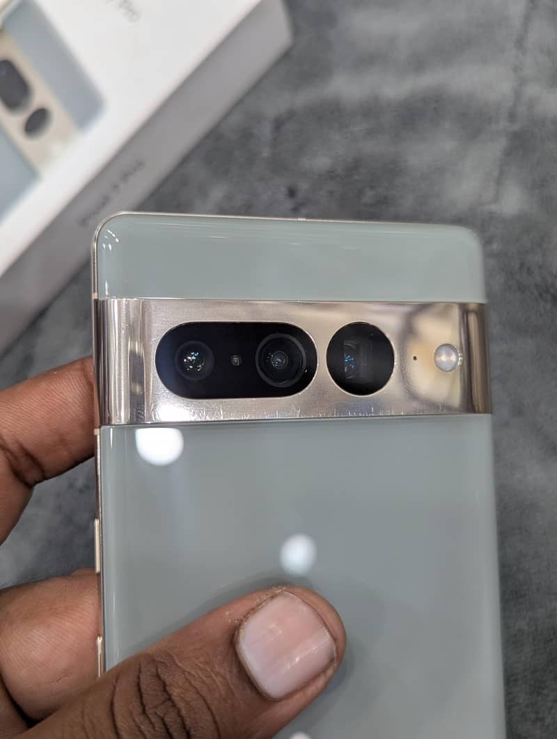 Google Pixel 7 Pro 2