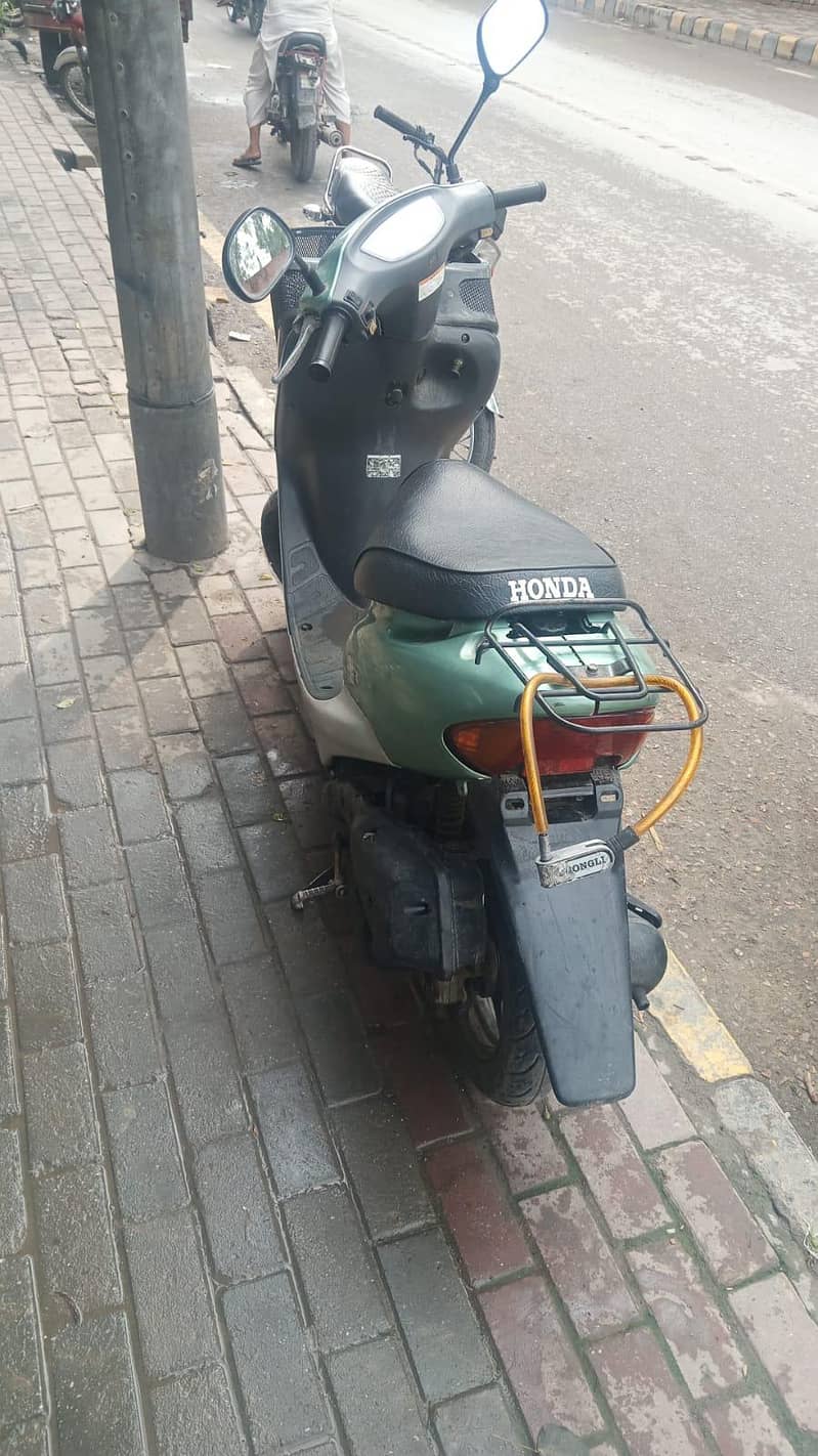 Honda 1
