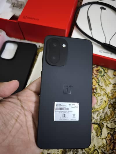 Oneplus 15r Brand new available complete box ime mat h new