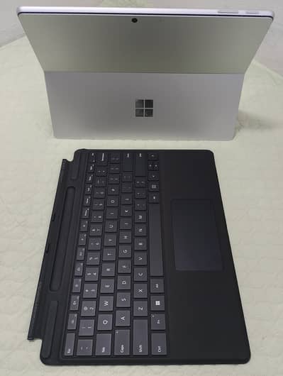 Microsoft surface pro 9 keyboard