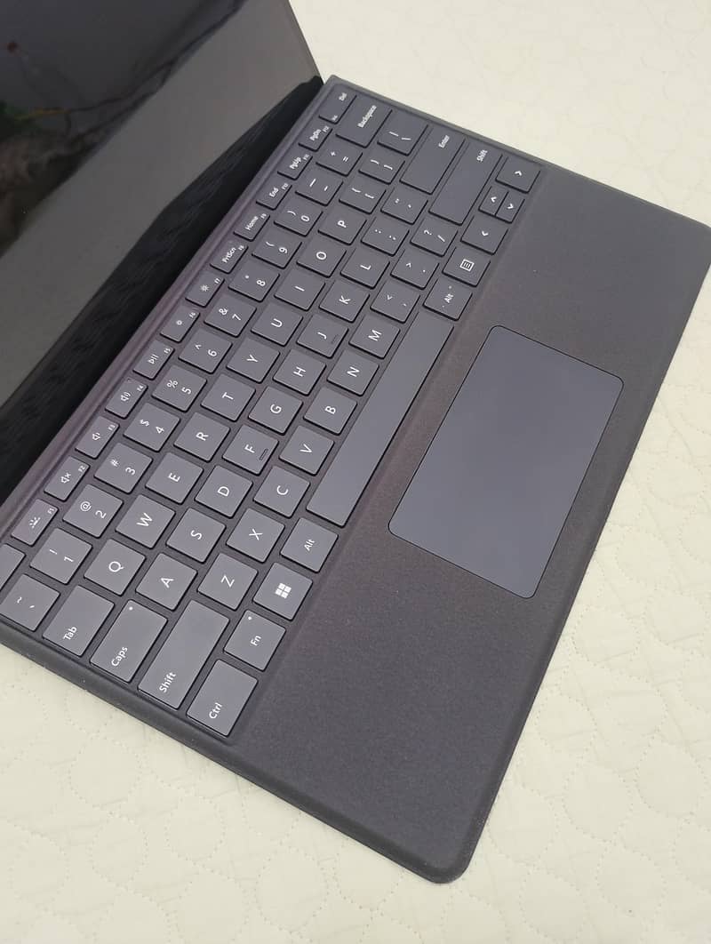 Microsoft surface pro 9 keyboard 6