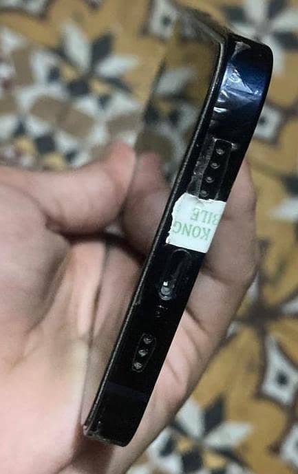 Apple iPhone 12 0