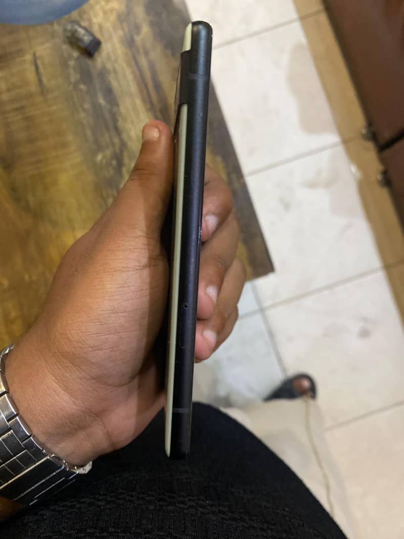 Google pixel 6A 1