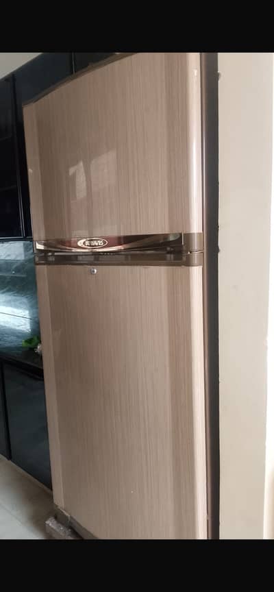 Waves used fridge for sale