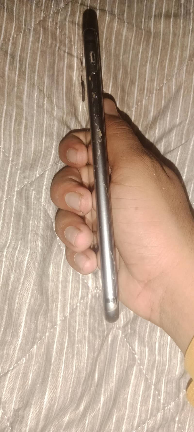 Apple iPhone 8 Plus 3