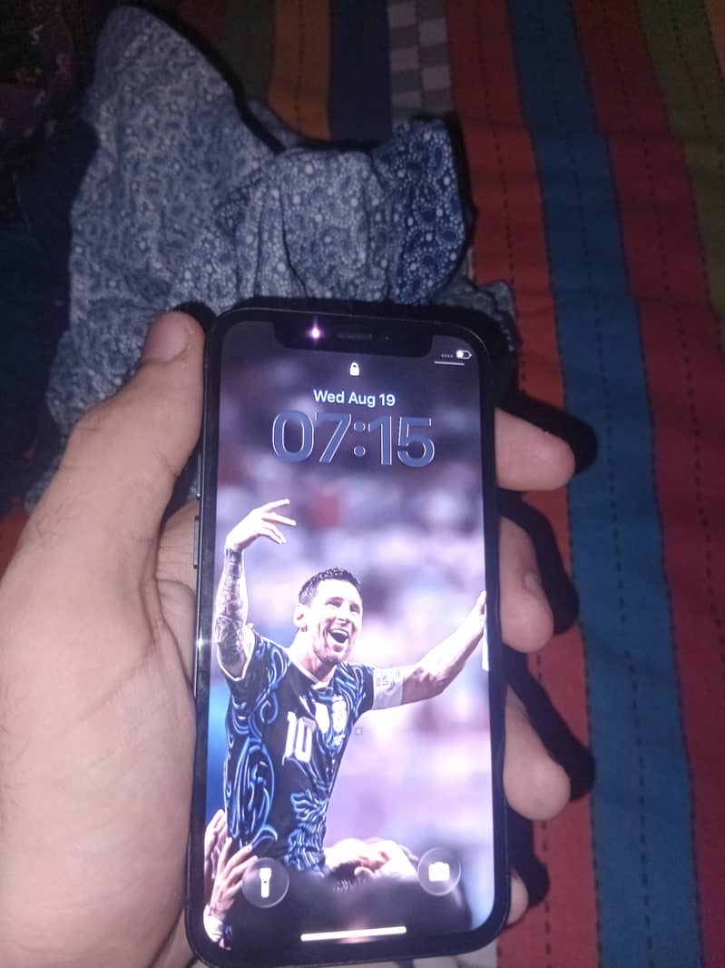 Apple iPhone 12 mini 6