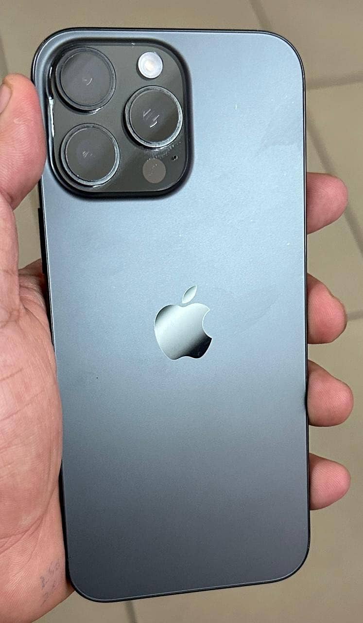 Iphone 15 pro max 0