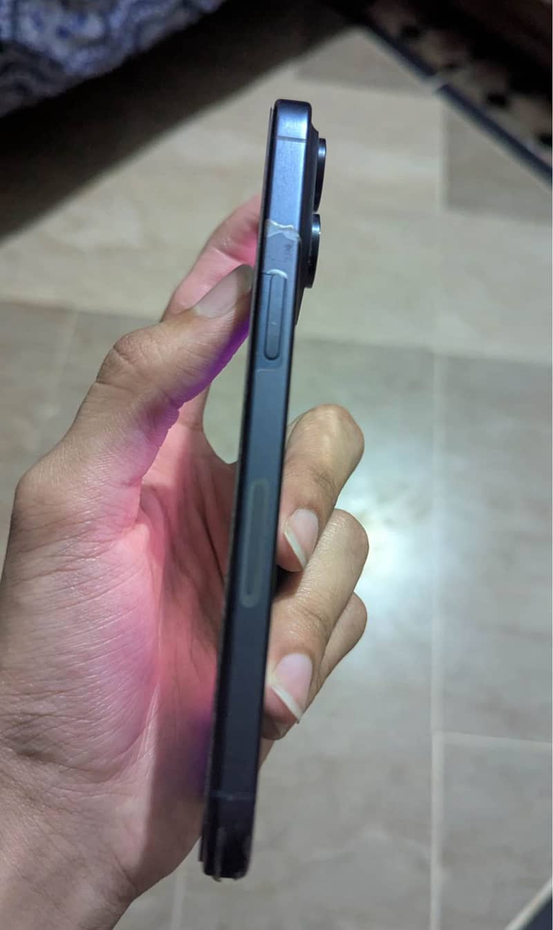 Iphone 15 pro max 3