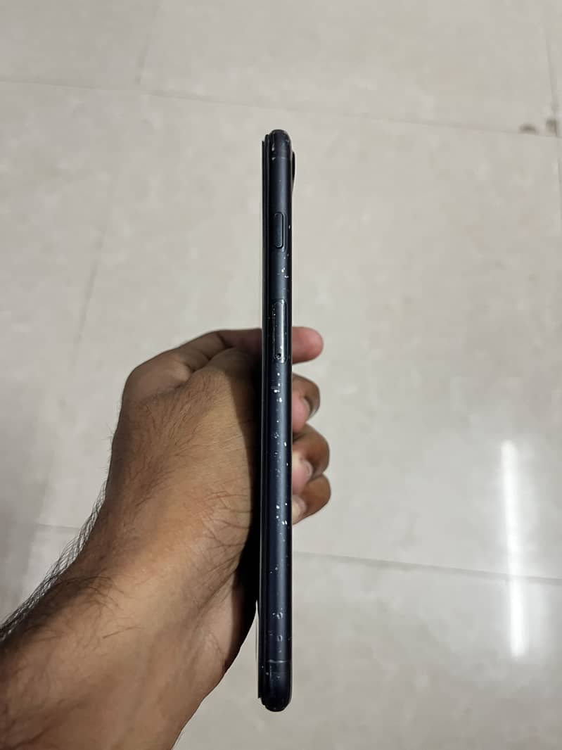 IPHONE 7 PLUS 2