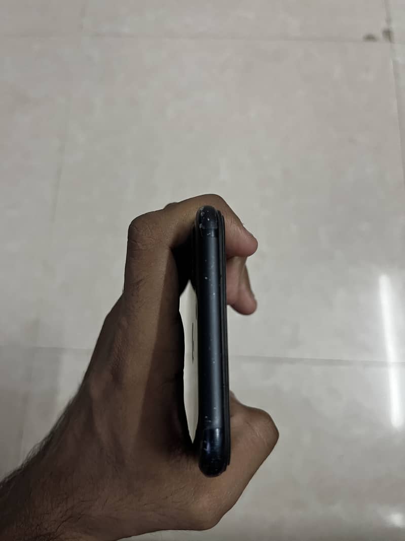 IPHONE 7 PLUS 3