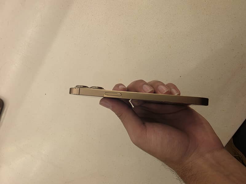 Apple iPhone 13 Pro 5