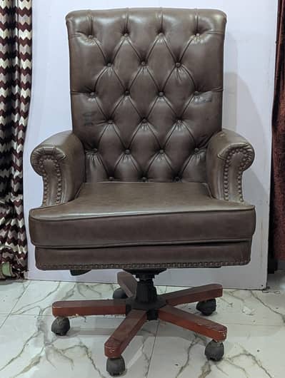 CEO Chair for sale full leather
