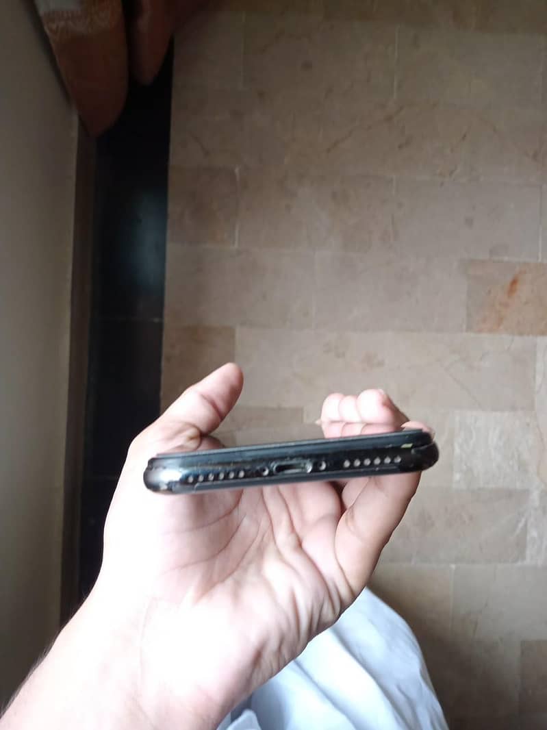 Apple iPhone X 1