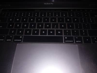 apple MacBook late 2016 pro