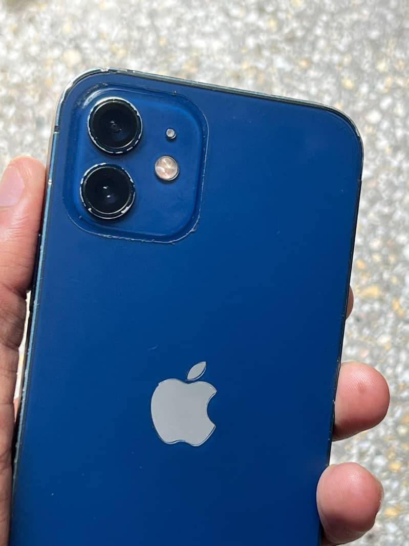 Apple iPhone 12 3