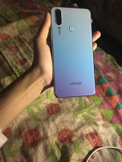 Vivo Y17