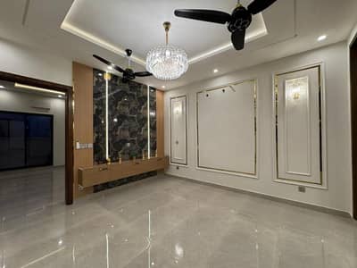 10 Marla Upper Portion For Rent