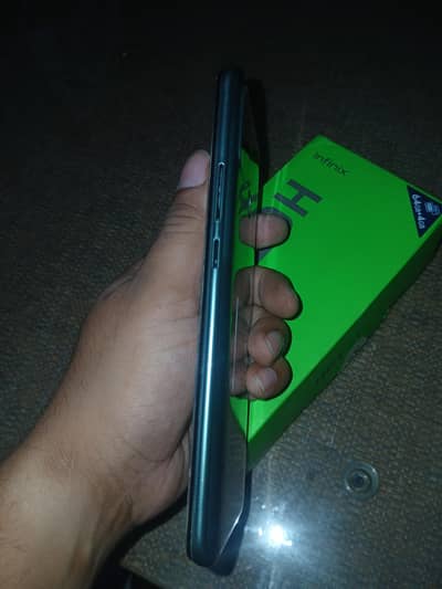 Infinix Hot 11 Play