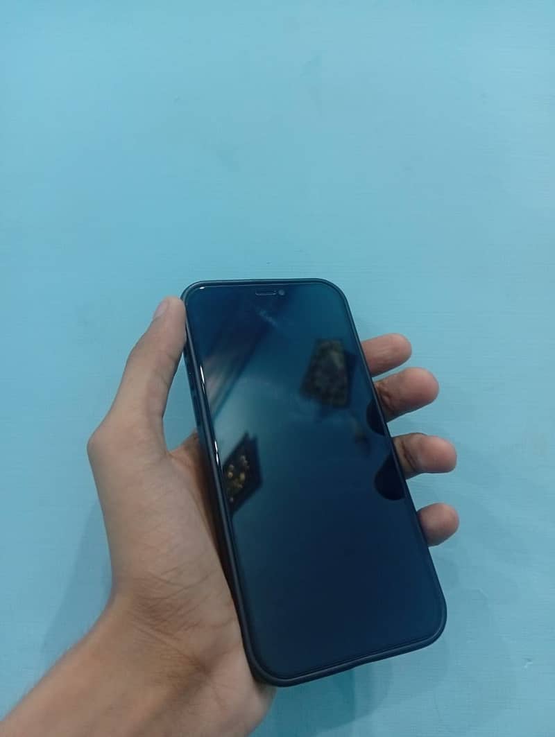 Apple iPhone 12 2