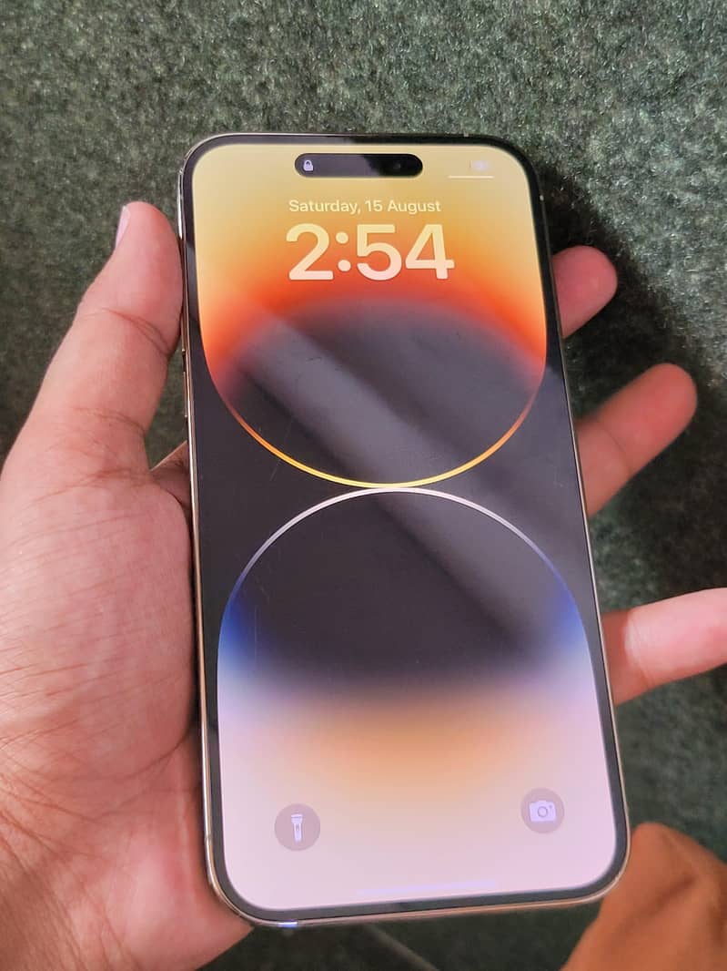 Apple iPhone 14 Pro Max 6
