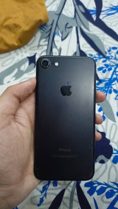 Apple iPhone 7