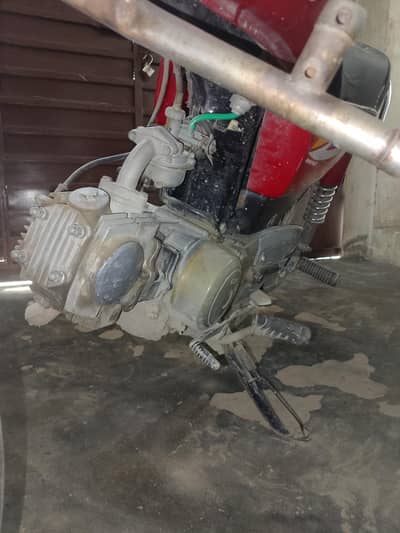 Blkl Ashi halat mai bike hai