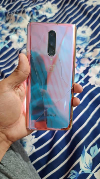 One Plus 8 Dual sim approve 8gb 128gb Line ka eelwa koi issue ni