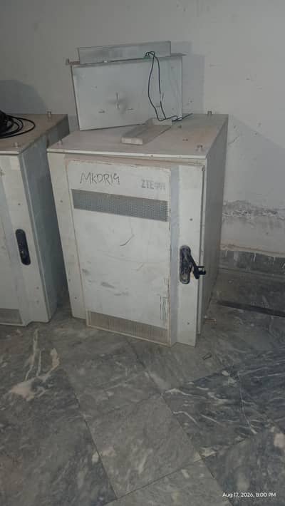ZTE Server Cabinet outdoor dust proof Rack