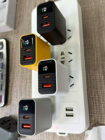 SUPER CHARGER 68w LED DISPLAY