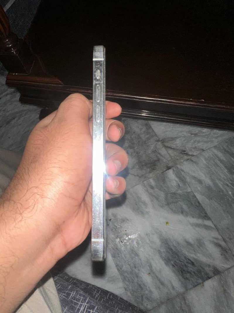 Apple iPhone 12 Pro 2