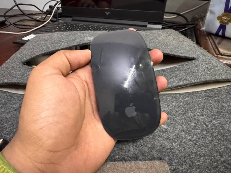 macbook pro m2 touch bar 8