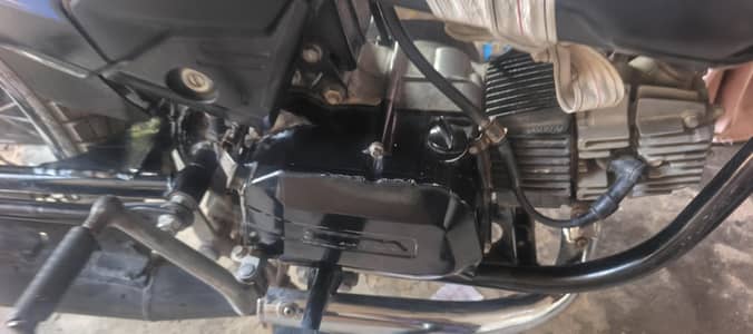 honda 100 pridor lush condition new tyer. all ok just bye and run