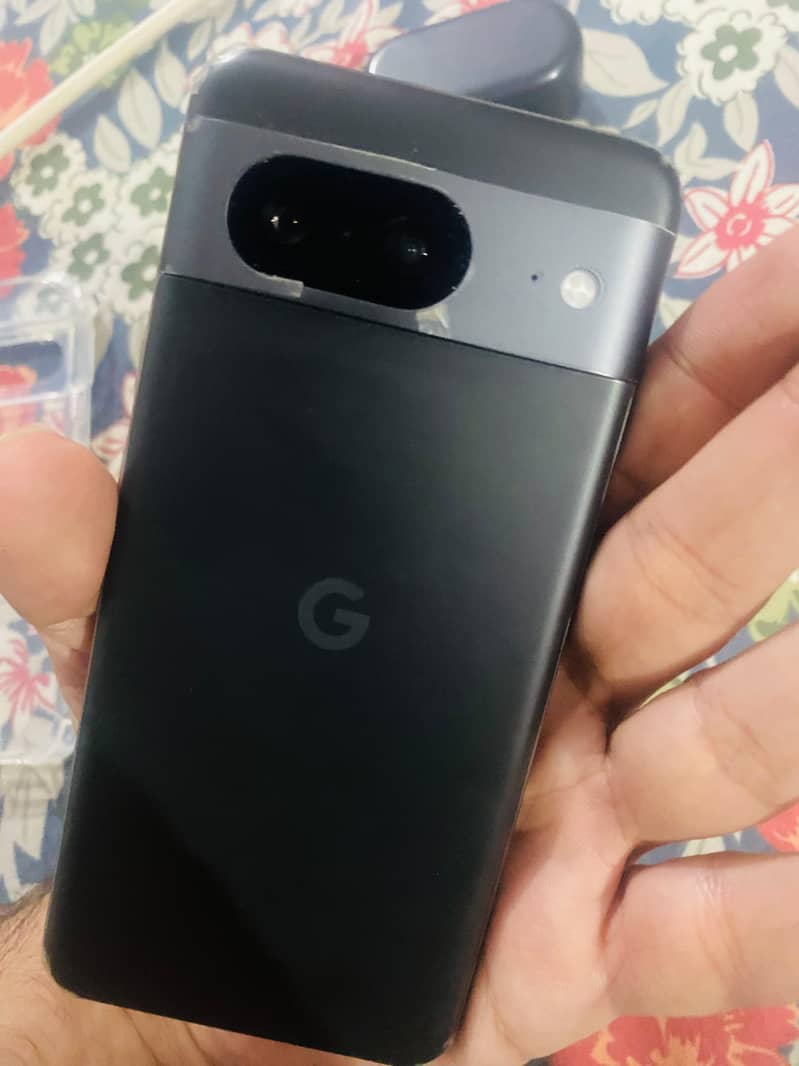 Google Pixel 8 1