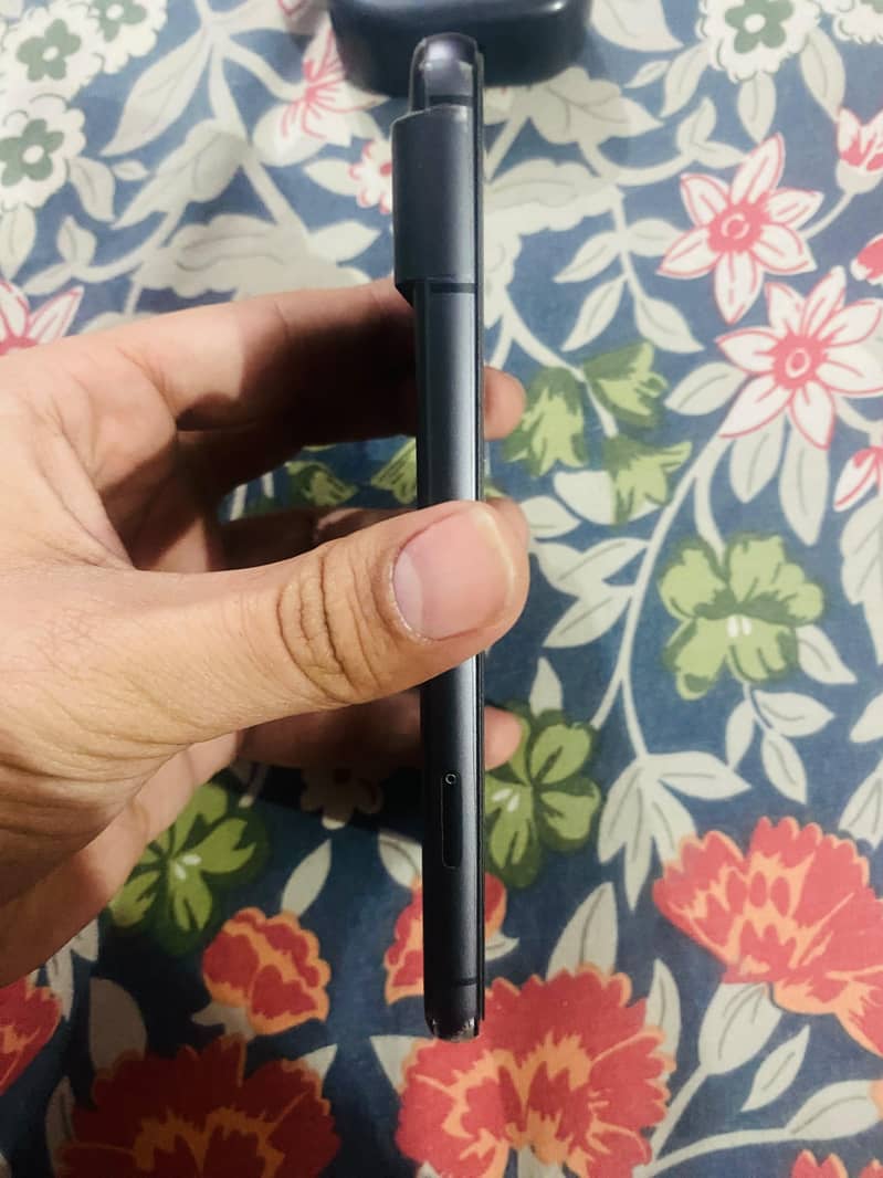 Google Pixel 8 5