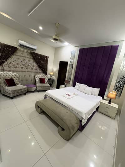 Luxury 1-Kanal Full House with Private Swimming Pool & Cinema