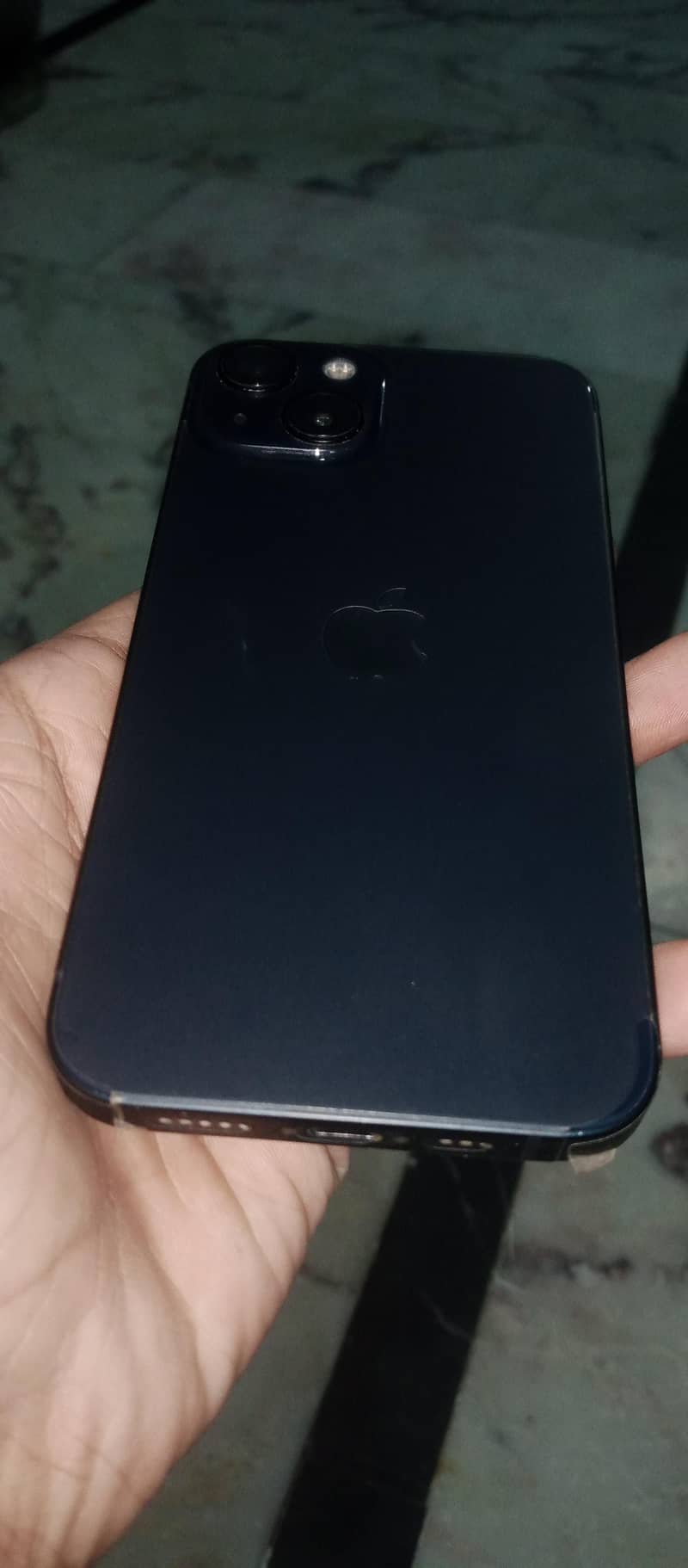 Apple iPhone 13 3