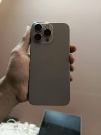 Apple iPhone 15 Pro Max 256gb jv 100 battery health