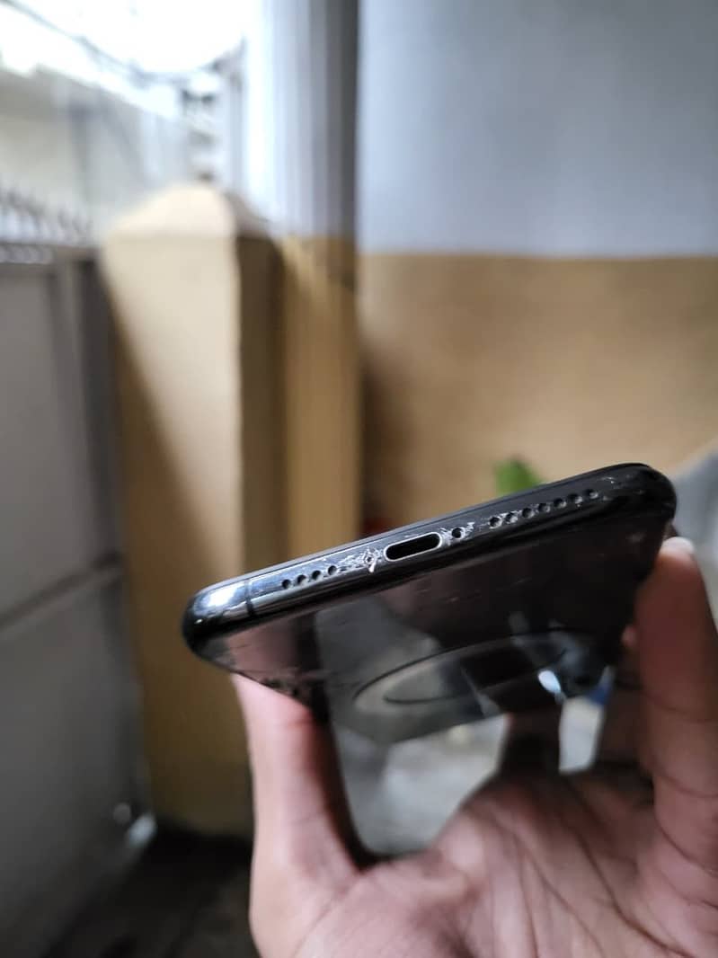 iPhone XS Max 2