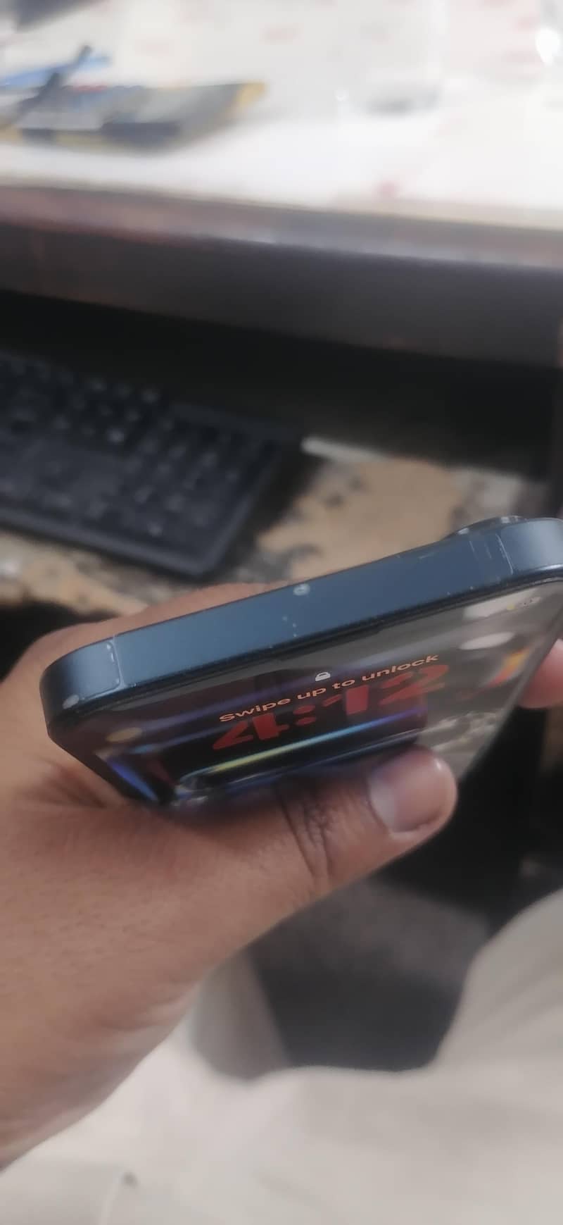 Apple iPhone 13 4