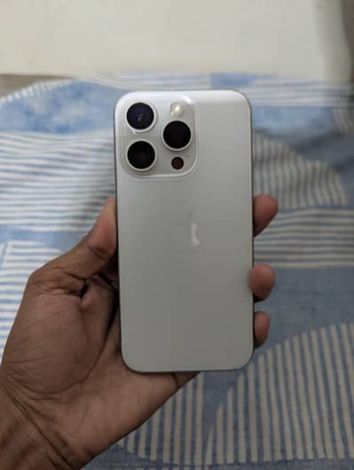 Apple iPhone 15 Pro