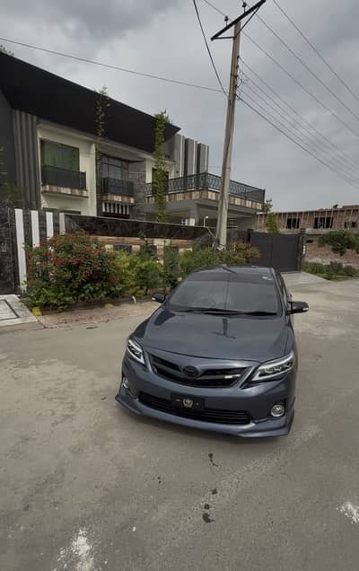 Toyota Corolla GLI 2012