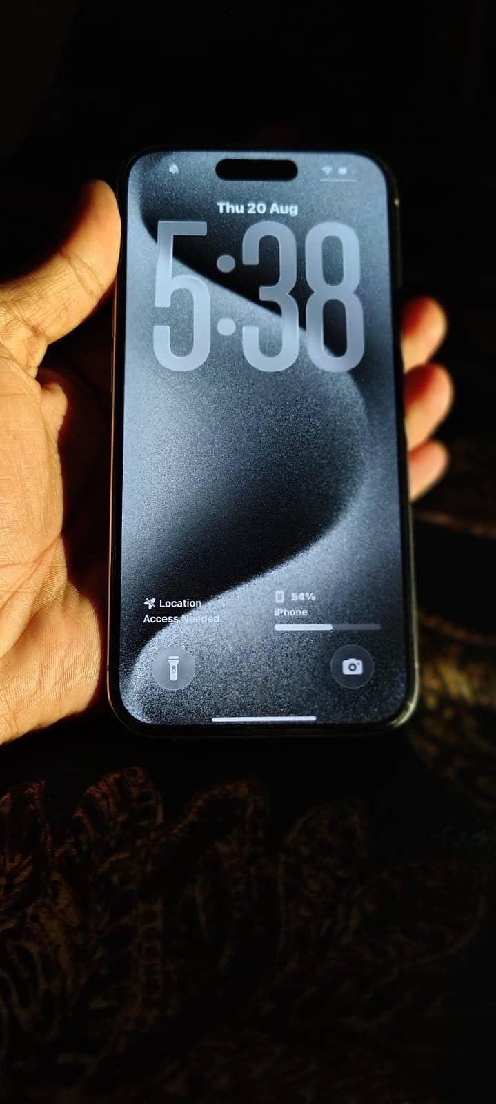 Apple iPhone 15 Pro 3