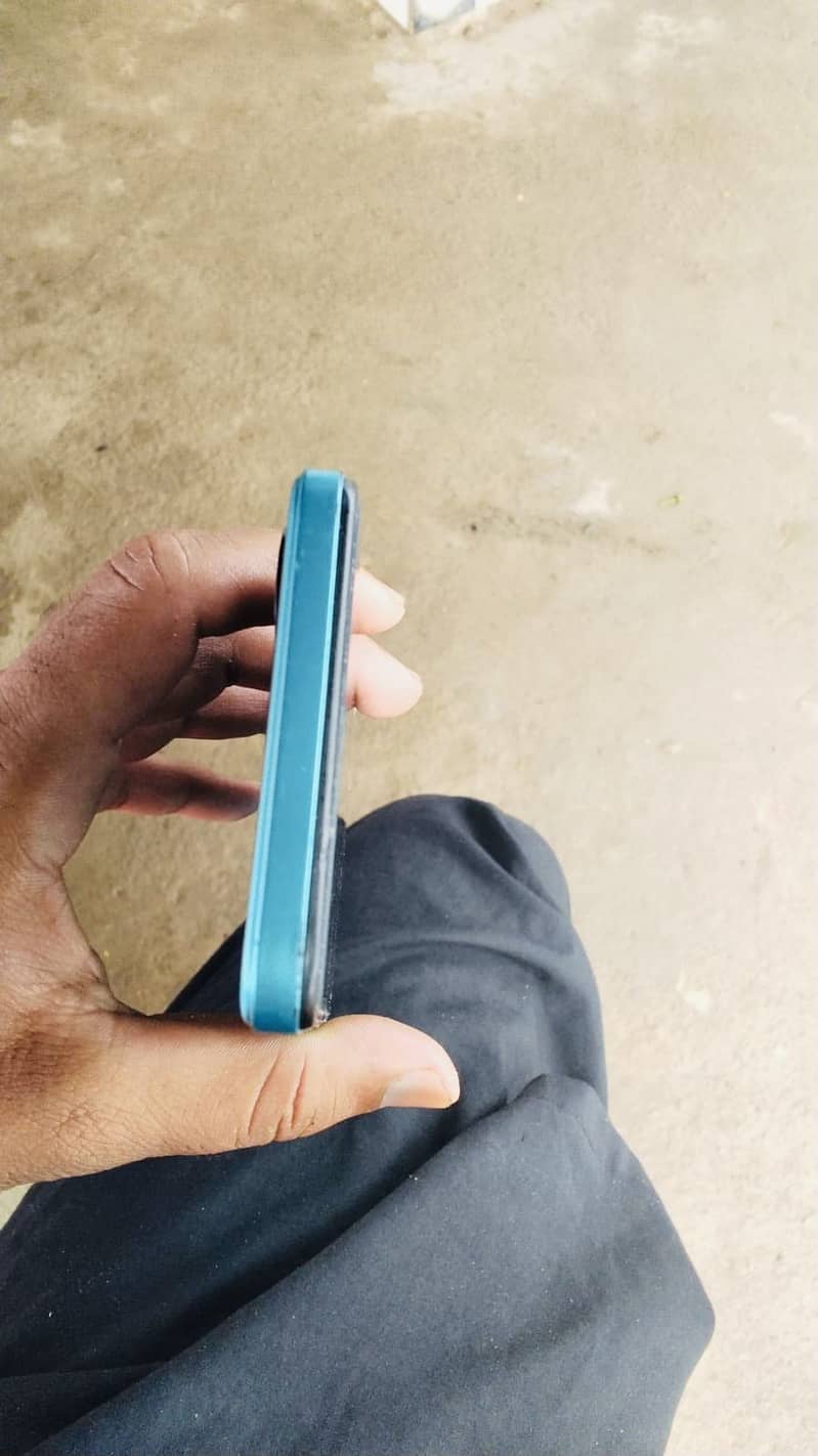 Tecno Spark Go 2