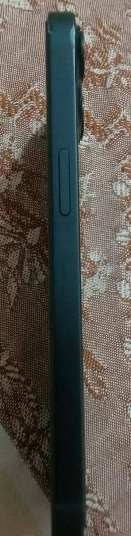 Apple iPhone 13 3